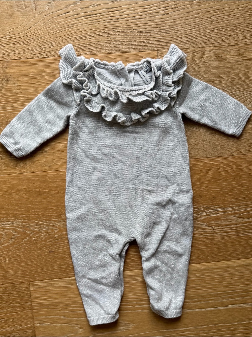 Janie and Jack - Soft Ruffle Knit One-Piece in Light Gray and Silver